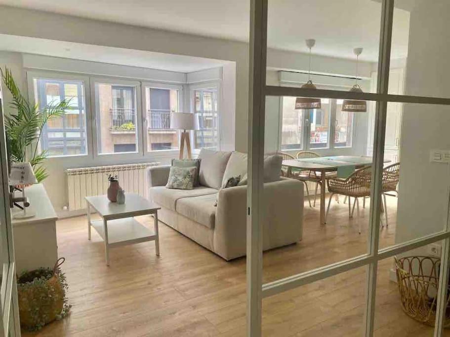 Apartamento A Estrenar En Centro Gijon. Fibra-Tv Exteriér fotografie