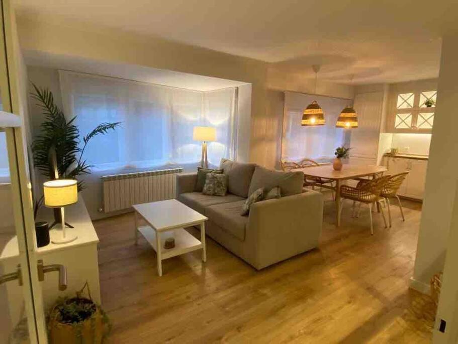 Apartamento A Estrenar En Centro Gijon. Fibra-Tv Exteriér fotografie